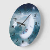 Kleiner Junge auf dem Mond Wolkenstars Große Wanduhr (Winkel)