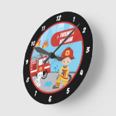 Kleiner Junge Cartoon Feuermann mit Vorname Black Runde Wanduhr (Winkel)