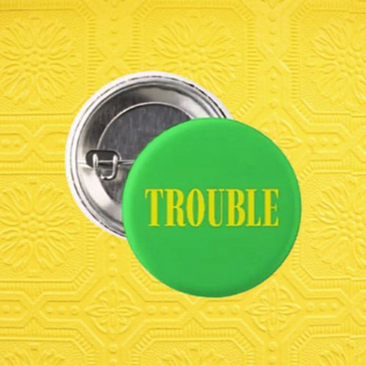 Kleiner Knopf, große PROBLEME Button