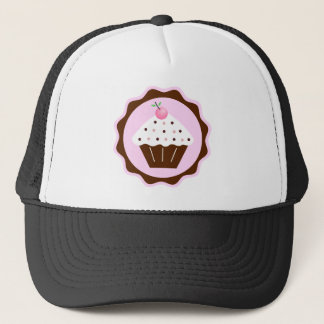 KLEINER KUCHEN BROWN U. ROSA TRUCKERKAPPE