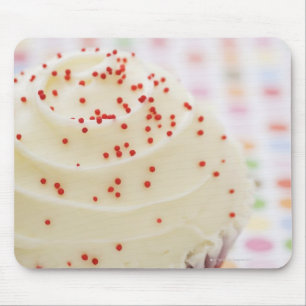Kleiner Kuchen mit besprüht Mousepad
