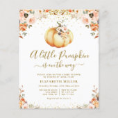 kleiner Kürbis ist auf dem Weg Babydusche einladen (Vorderseite)