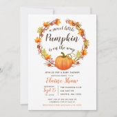 kleiner Kürbis ist auf dem Weg zu fallen Babydusch Einladung (Vorderseite)