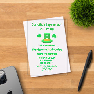 Kleiner Leprechaun 1. Geburtstag Acryleinladungen