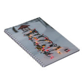 Kleiner Leuchtturm, zu Weihnachten dekoriert Notizblock (Rechte Seite)