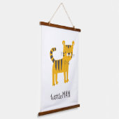 Kleiner Mann | Tiger Bow Krawatte Wandteppich Mit Holzrahmen (Gewinkelt)