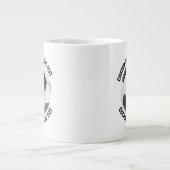 Kleiner personalisierter Textfußball Custom Jumbo-Tasse (Vorderseite)