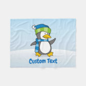 Kleiner Pinguin auf Schneeflocke Fleecedecke (Vorderseite (Horizontal))