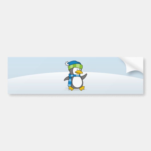 Kleiner Pinguin, der auf Schnee geht Autoaufkleber (Vorne)