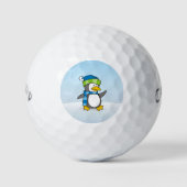 Kleiner Pinguin, der auf Schnee geht Golfball (Vorderseite)