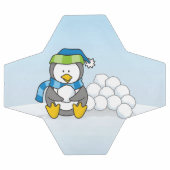 Kleiner Pinguin mit Schneebällen Fußball (Flach)