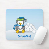 Kleiner Pinguin sitzend mit Schneeballmauspad Mousepad (Mit Mouse)