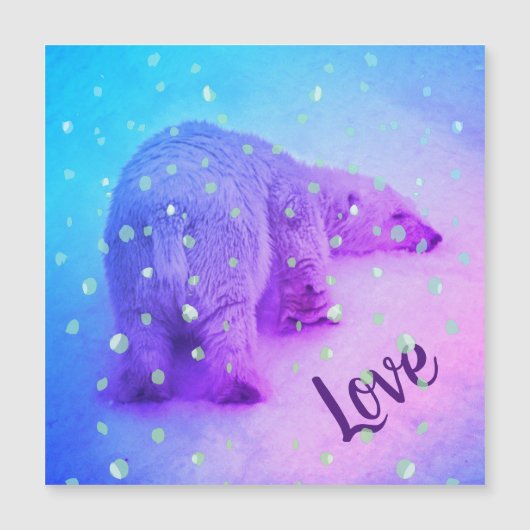 Kleiner Polar Bär, der seinen Kopf auf den Schnee Magnetkarte (Vorderseite)