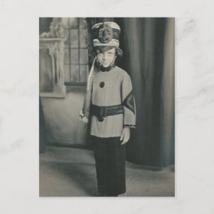 kleiner Soldat auf Postkarte