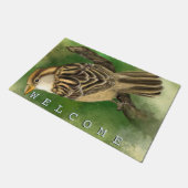 Kleiner Sparrow Doormat Begrüßungsfeder Fußmatte (Schrägansicht)
