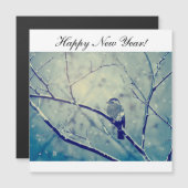 Kleiner Spatz stehend auf Winterbaum Magnetkarte (Vorne/Hinten)