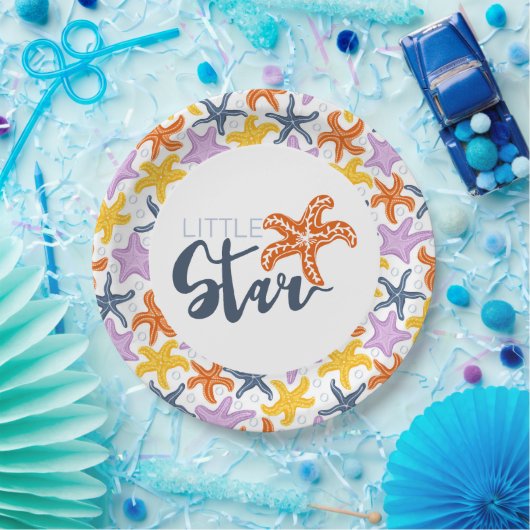 Kleiner Stern mit bunten Sternen auf Weiß Pappteller (Party)