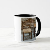 Kleiner Stuhl und Schemel, Pienza, Italien Tasse (VorderseiteRechts)