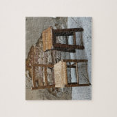 Kleiner Stuhl und Stuhl, Pienza, Italien Puzzle (Vertikal)
