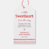 Kleiner Sweetheart ist auf dem Weg zur Valentindus Geschenkanhänger (Vorderseite)