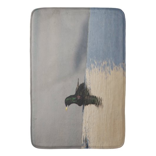 Kleiner Vogel im Wasser Badematte (Vorderseite Vertikal)