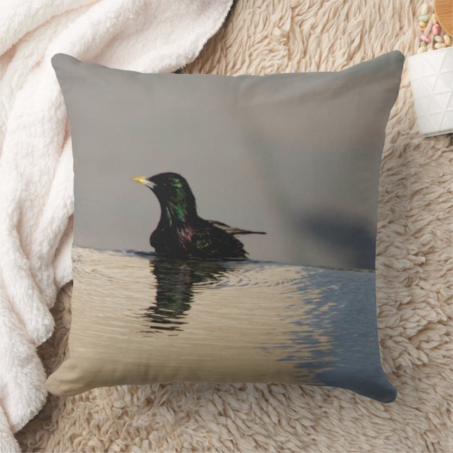 Kleiner Vogel im Wasser Kissen (Decke)