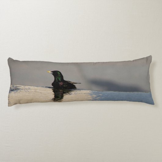 Kleiner Vogel im Wasser Seitenschläferkissen (Rückseite)