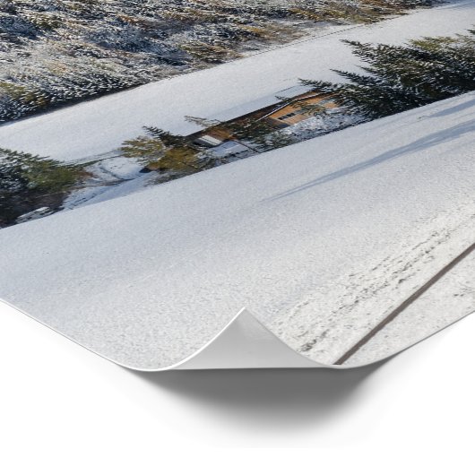Kleines Bergdorf im Schneeplakat Poster (Ecke)