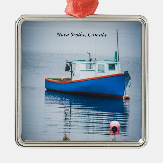 Kleines Blaues Fischerboot Silbernes Ornament (Vorne)