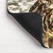 Kleines Brown Barn Owl Kunstportrait Mousepad (Ecke)