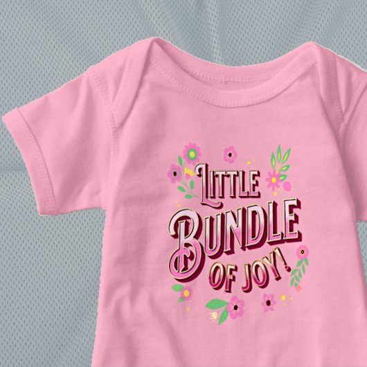 Kleines Bündel von Joy Pink mit Blume für Mädchen Baby Strampler