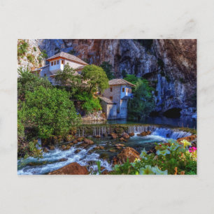 Kleines Dorf Blagaj am Wasserfall Buna, Bosnien un Postkarte