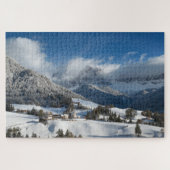 Kleines Dorf mit Dolomitbergen im Schnee Puzzle (Horizontal)