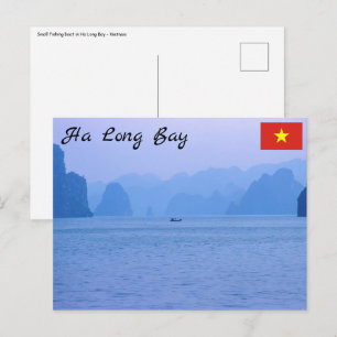 Kleines Fischerboot in der Ha-Long-Bucht - Vietnam Postkarte