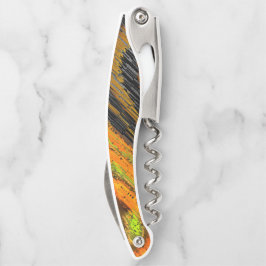 Kleines gelbliches Mosaik und deformiert Kellnermesser