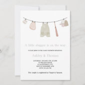 Kleines Gepäck auf dem Weg Baseball Babydusche Einladung (Vorderseite)