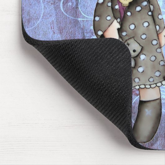 Kleines gotisches Mädchen mit dem Schädel Mousepad (Ecke)