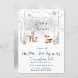 Kleines Hirsch in einem weißen Wald Winterwald Einladung