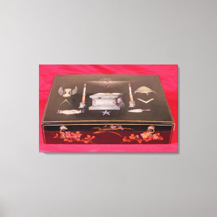 Kleines Holzetui, mit Symbolen der Freimaurerei Leinwanddruck