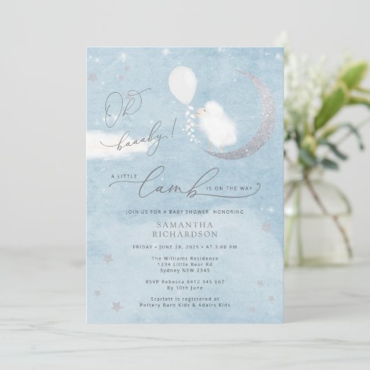 Kleines Lamm mit Balloondusche Einladung (Stehend Vorderseite)