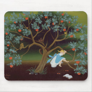 Kleines Mädchen auf dem Baum von Träumen Mousepad