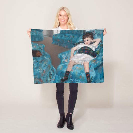 Kleines Mädchen in einem blauen Sessel, Cassatt Fleecedecke (Beispiel)