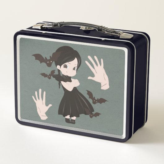 Kleines Mädchen in schwarzem Kleid Metall Lunchbox (Rückseite)