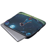 Kleines Mädchen mit Blick auf die Sterne Laptopschutzhülle (Vorne Knopf)