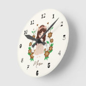 Kleines Mädchen mit Blume Runde Wanduhr (Winkel)
