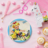 Kleines Mädchen mit hübschem Kätzchen Pappteller (Party)