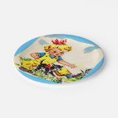 Kleines Mädchen mit hübschem Kätzchen Pappteller (Schrägansicht)