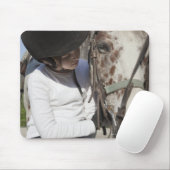 Kleines Mädchen mit ihrem Pferd Mousepad (Mit Mouse)