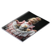 Kleines Mädchen mit Kätzchen in ihrer Schürze Notizblock (Linke Seite)