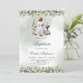 Kleines Mädchen mit weißem Kleid Gold Kreuz Taufe Einladung (Stehend Vorderseite)